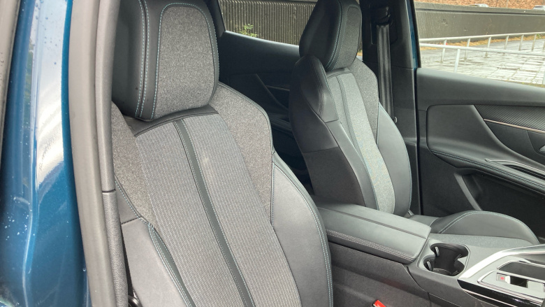 Peugeot 3008 1.6 Hybrid 180 Allure 5dr e-EAT8 Estate